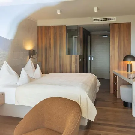 Patrizia 4* Tirolo