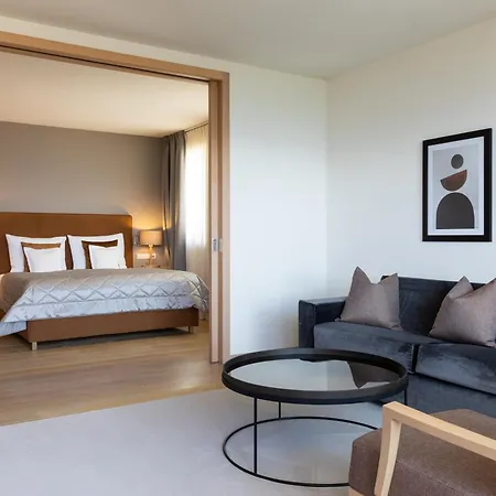 Patrizia Hotel 4*